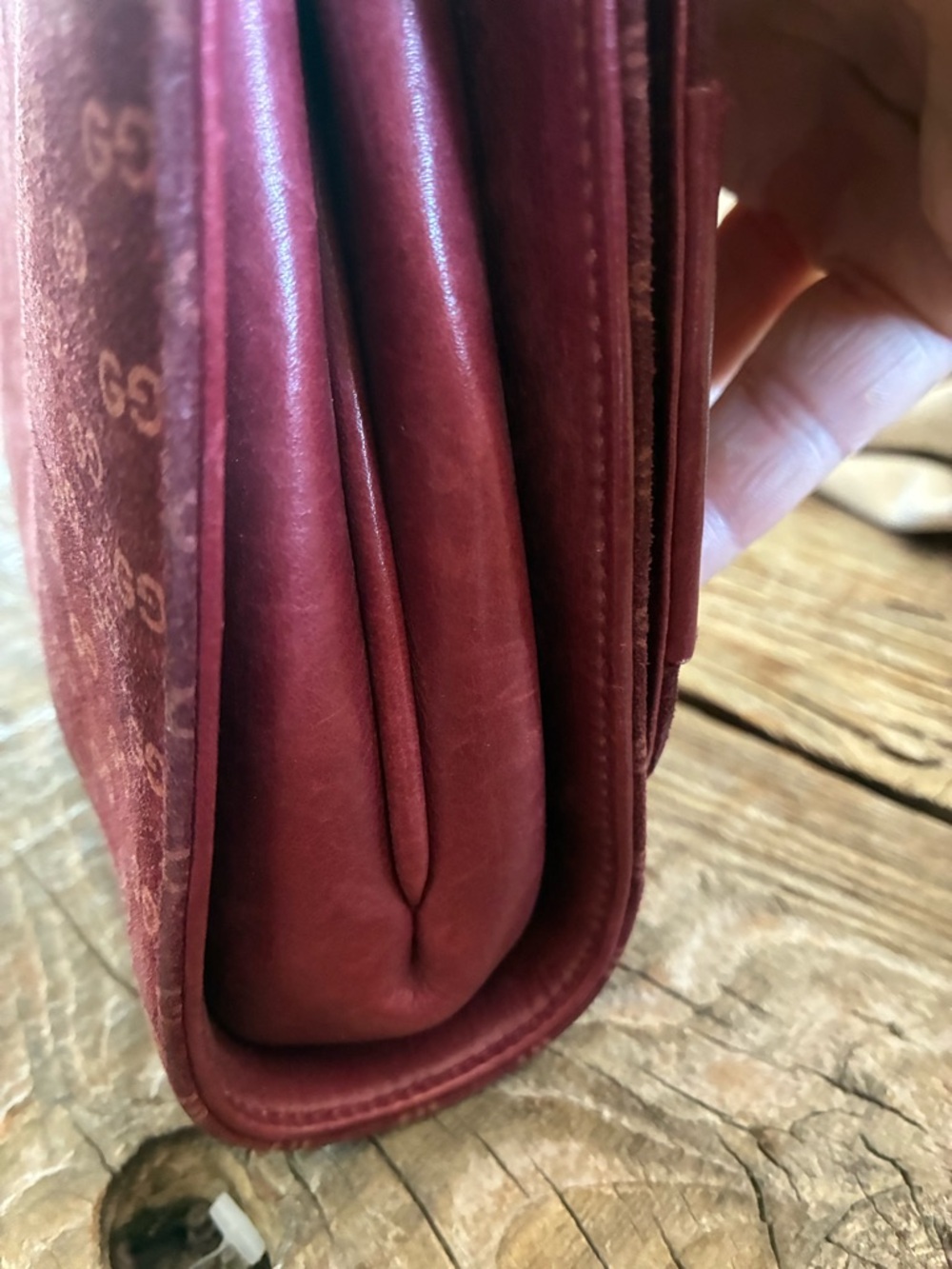 Vintage Gucci Burgundy GG Monogram Suede Clutch with Circular Buckle - Picture 6 of 16